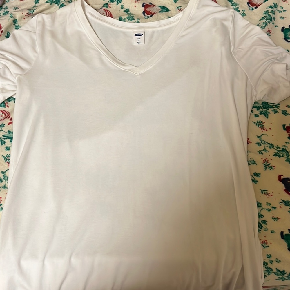 white v-neck shirt